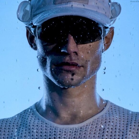 Dior DIORBAY M1U 10A1 Sunglasses Black Geometric Frame, Grey Lenses - Picture 9 of 11